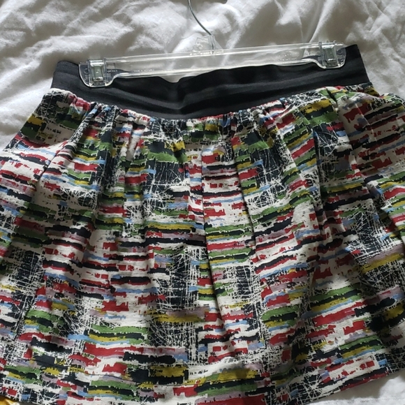 Pattern skirt - Picture 3 of 3